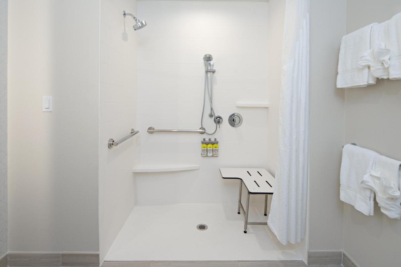Holiday Inn Express & Suites - Valencia - Santa Clarita By Ihg ภายนอก รูปภาพ