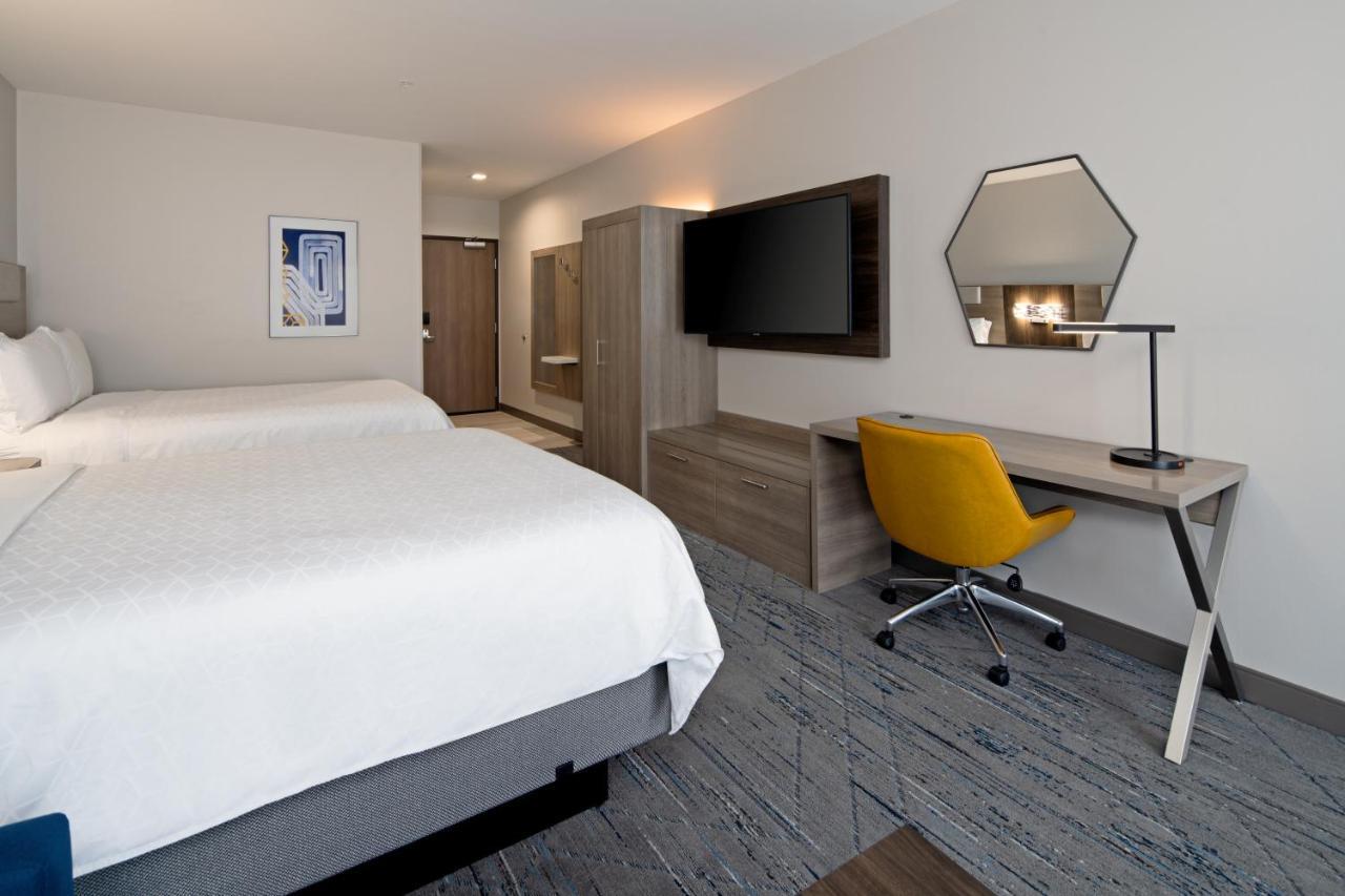 Holiday Inn Express & Suites - Valencia - Santa Clarita By Ihg ภายนอก รูปภาพ