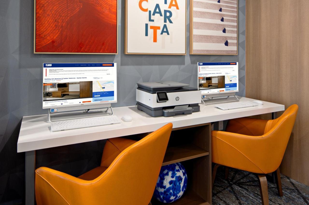 Holiday Inn Express & Suites - Valencia - Santa Clarita By Ihg ภายนอก รูปภาพ