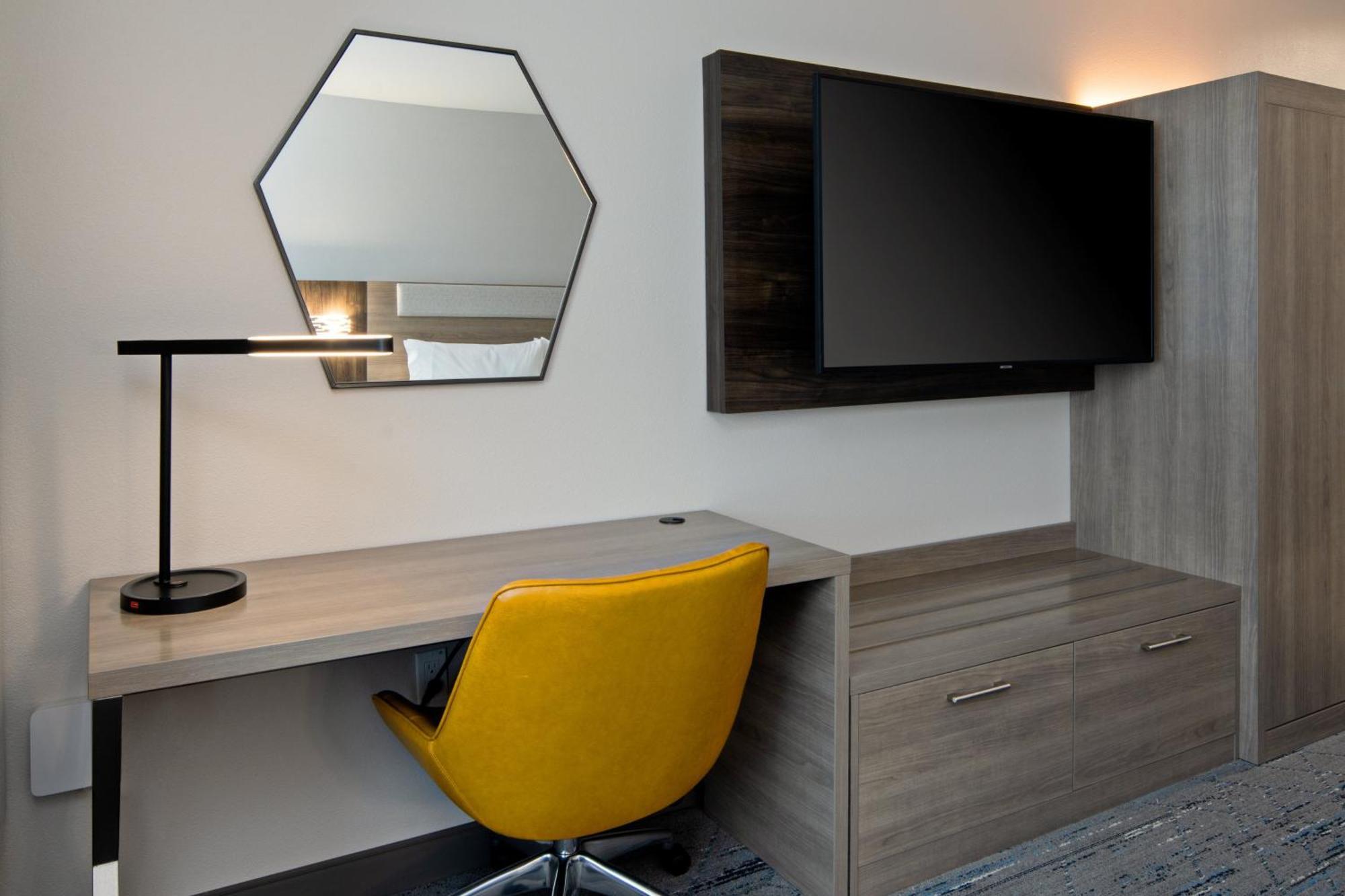 Holiday Inn Express & Suites - Valencia - Santa Clarita By Ihg ภายนอก รูปภาพ